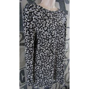 J. Jill Wearever Collection Tunic Top Women M White w/ Black Floral Cape Back
